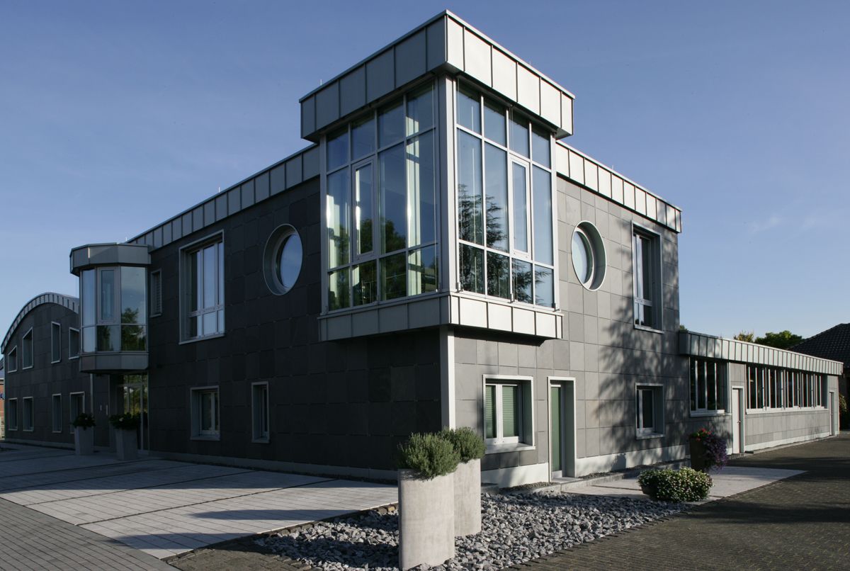 kunststoffroehrenwerk-symmetrischedeckung-galerie-3-1 kunststoffroehrenwerk-symmetrischedeckung-galerie-3-1
