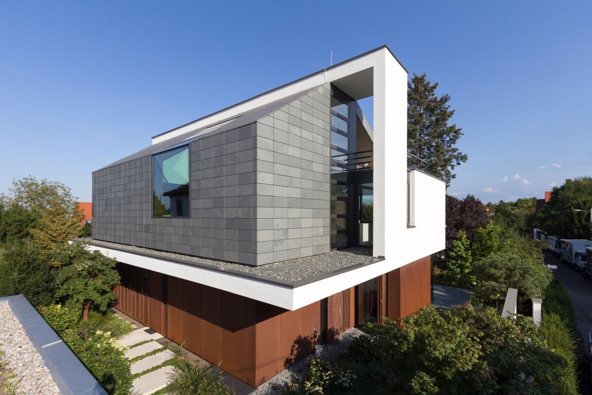 luebkestuttgart-symmetrischedeckung-galerie-3-1 luebkestuttgart-symmetrischedeckung-galerie-3-1