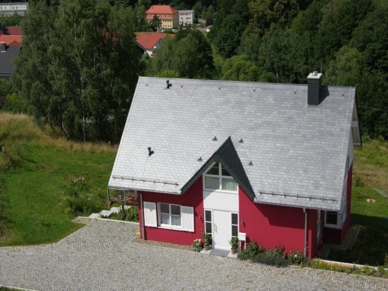 Schieferfassade streichen